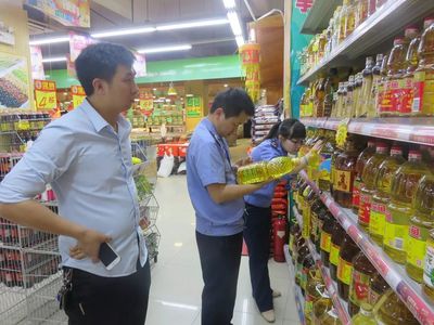 护航夏季食品安全 请您把好“入口关”